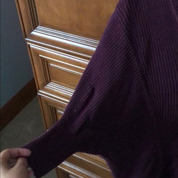 Express sweater - Picture 2 of 3